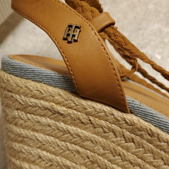 Shoes - Picture 8 of 8